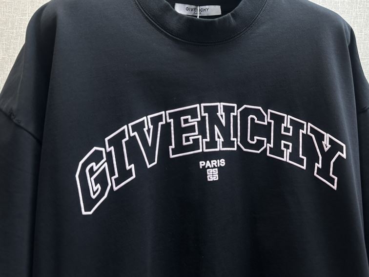 GIVENCHY COLLEGE EMBROIDERED LOGO - K029