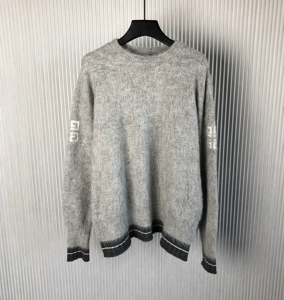 GIVENCHY GREY SWEATER - AD011