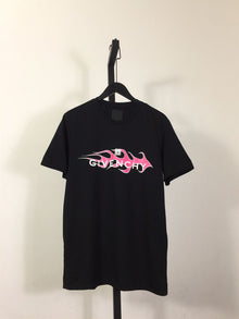 GIVENCHY PINK FLAMES T-SHIRT BLACK - K027