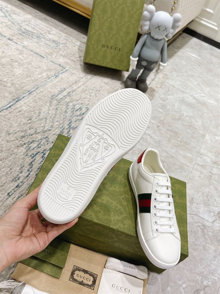 GUCCI ACE GG APPLE SNEAKER - G135