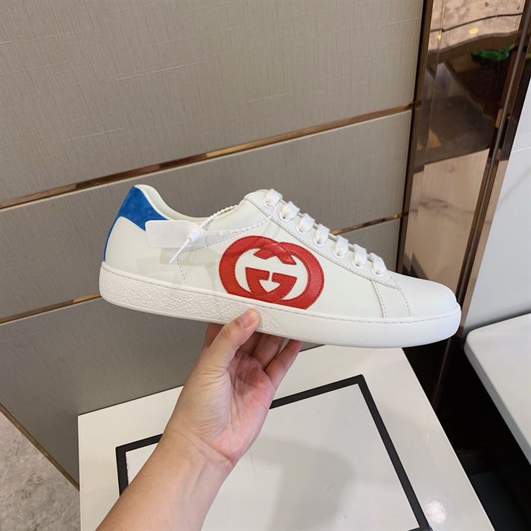 GUCCI ACE INTERLOCKING G SNEAKER - G134