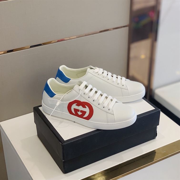 GUCCI ACE INTERLOCKING G SNEAKER - G134