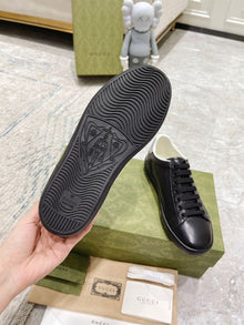 GUCCI ACE PERFORATED INTERLOCKING G BLACK - G158