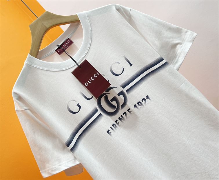 GUCCI COTTON JERSEY T-SHIRT WITH GUCCI PRINT - X024