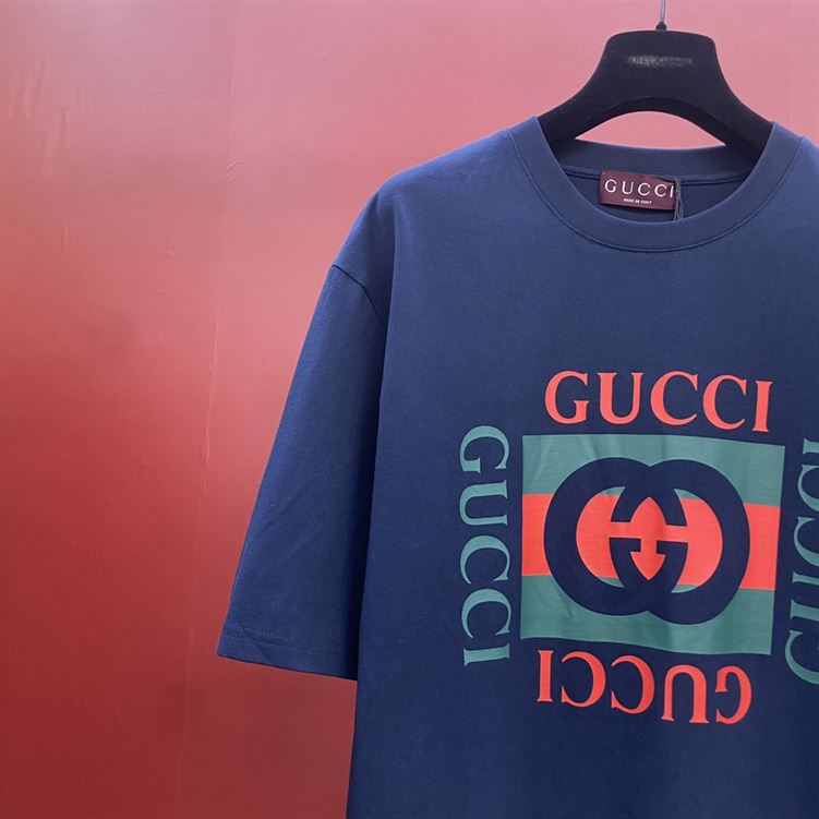 GUCCI COTTON JERSEY T-SHIRT WITH GUCCI PRINT - X026