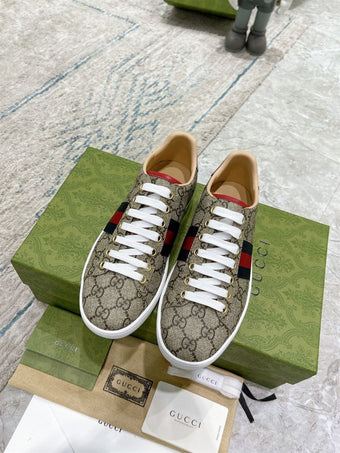 GUCCI GG SUPREME BEIGE SNEAKER - G140