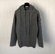 GUCCI GREY HOODED SWEATER - H025