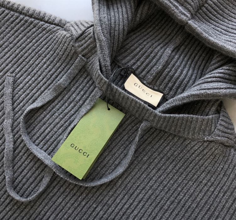 GUCCI GREY HOODED SWEATER - H025