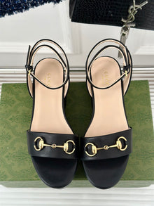 GUCCI HORSEBIT FLATFORM SANDAL - Q003