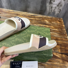 GUCCI INTERLOCKING G SLIDE SANDAL - Q104