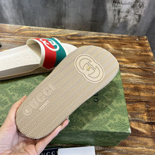 GUCCI INTERLOCKING G SLIDE SANDAL - Q106