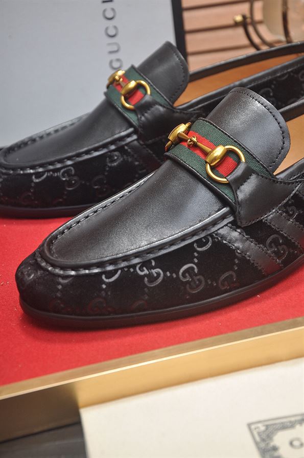 GUCCI JORDAAN LOAFER - IK020