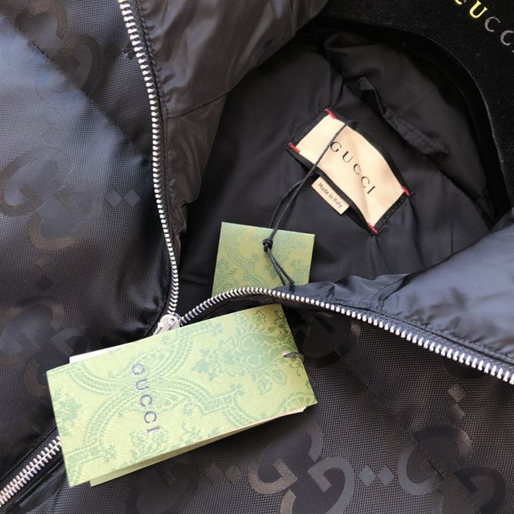 GUCCI JUMBO GG CANVAS VEST BLACK - CA013