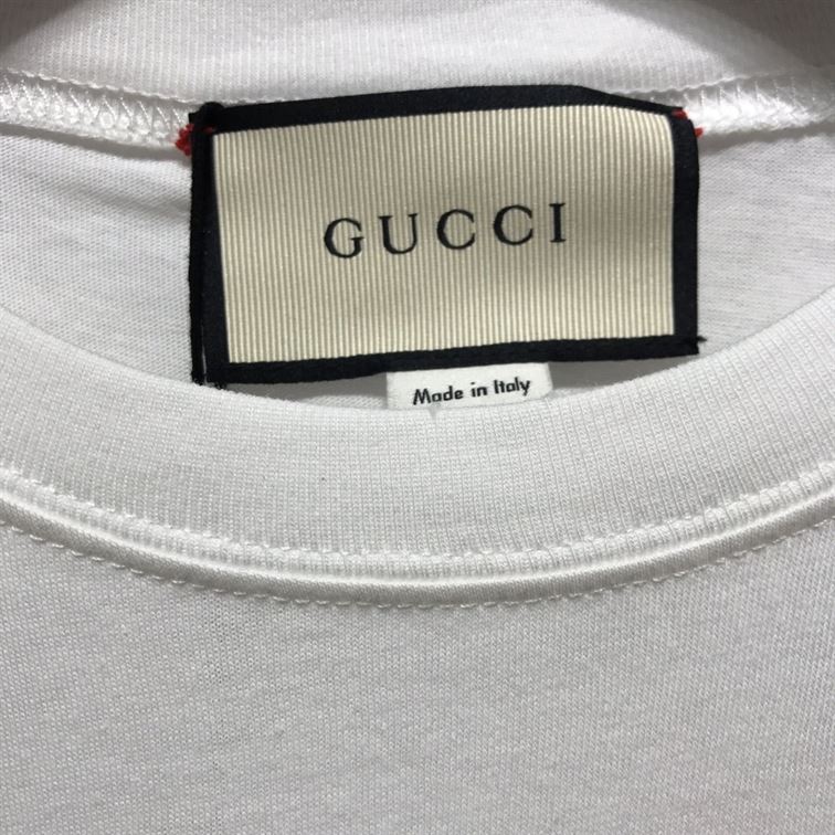 GUCCI OVERSIZE WASHED T-SHIRT WITH GUCCI LOGO - X048