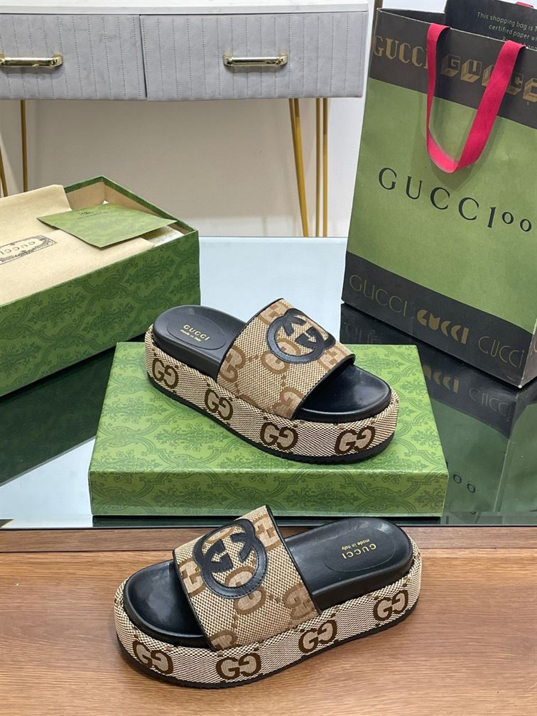 GUCCI PLATFORM SLIDE SANDAL - Q038