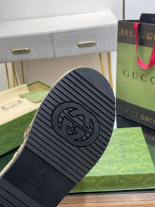 GUCCI PLATFORM SLIDE SANDAL - Q038