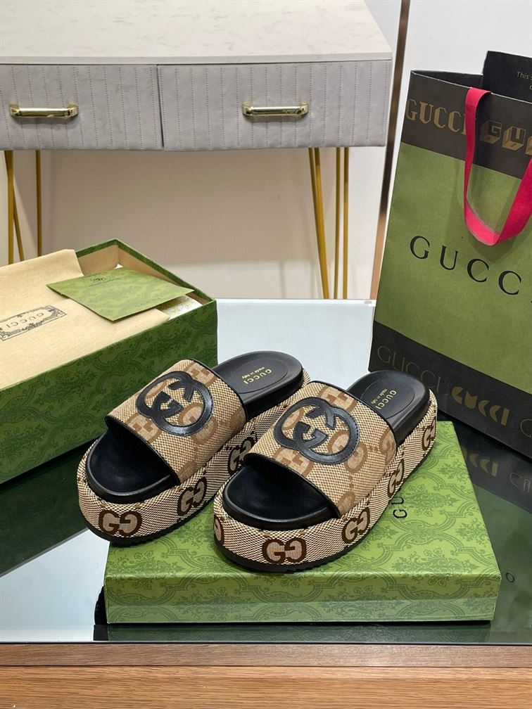 GUCCI PLATFORM SLIDE SANDAL - Q038