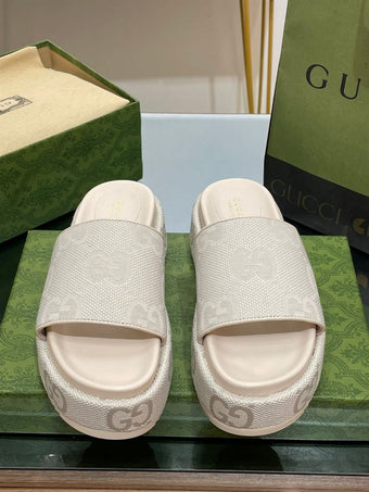 GUCCI PLATFORM SLIDE SANDAL - Q039