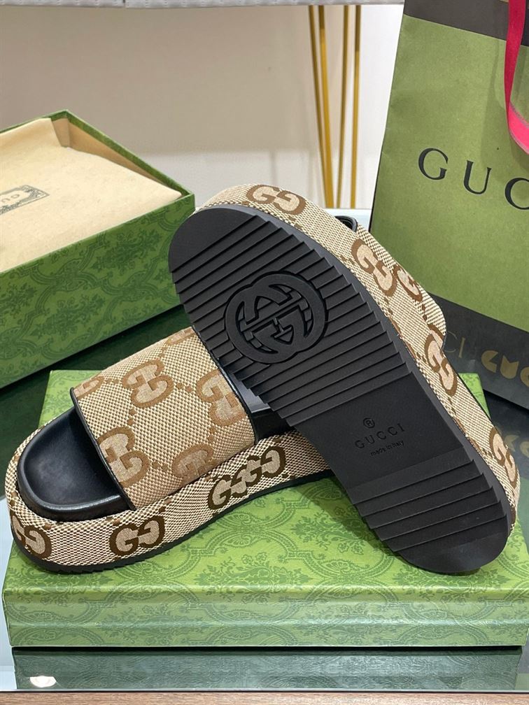 GUCCI PLATFORM SLIDE SANDAL - Q042