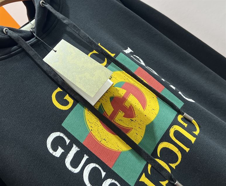 GUCCI VINTAGE LOGO HOODIE - H027