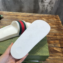 GUCCI WEB SLIDE SANDAL - Q102