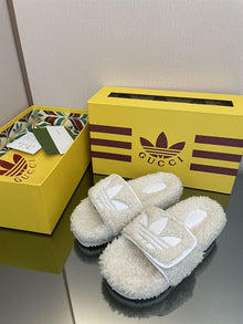 GUCCI x ADIDAS GG PLATFORM SANDAL - Q063