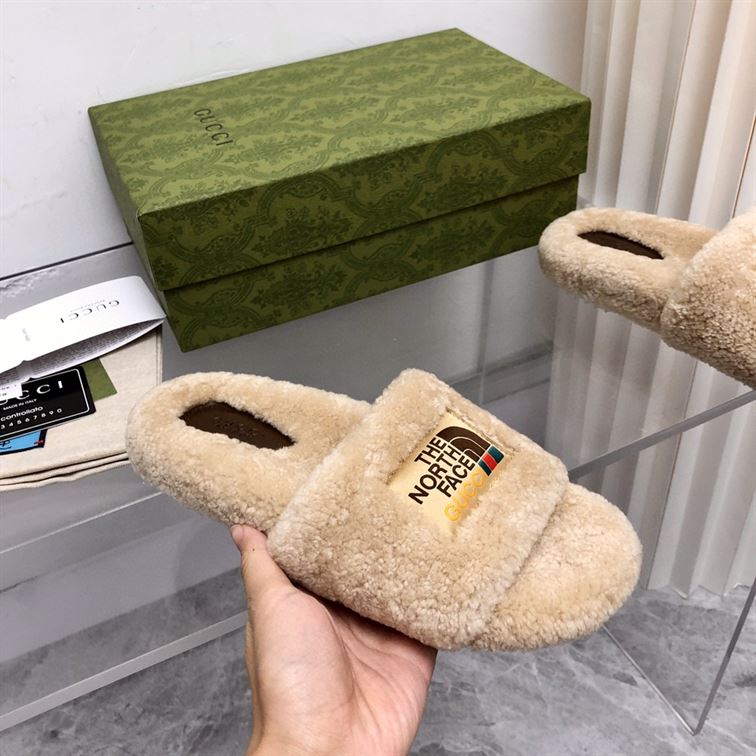 GUCCI x THE NORTH FACE SLIDE - Q055