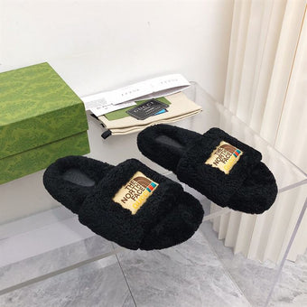 GUCCI x THE NORTH FACE SLIDE - Q056