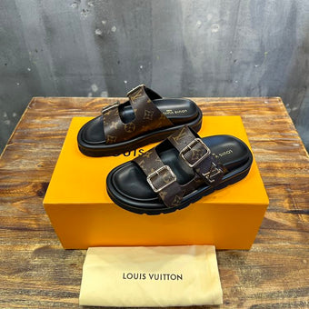 LOUIS VUITTON BOM DIA FLAT COMFORT MULE - S057