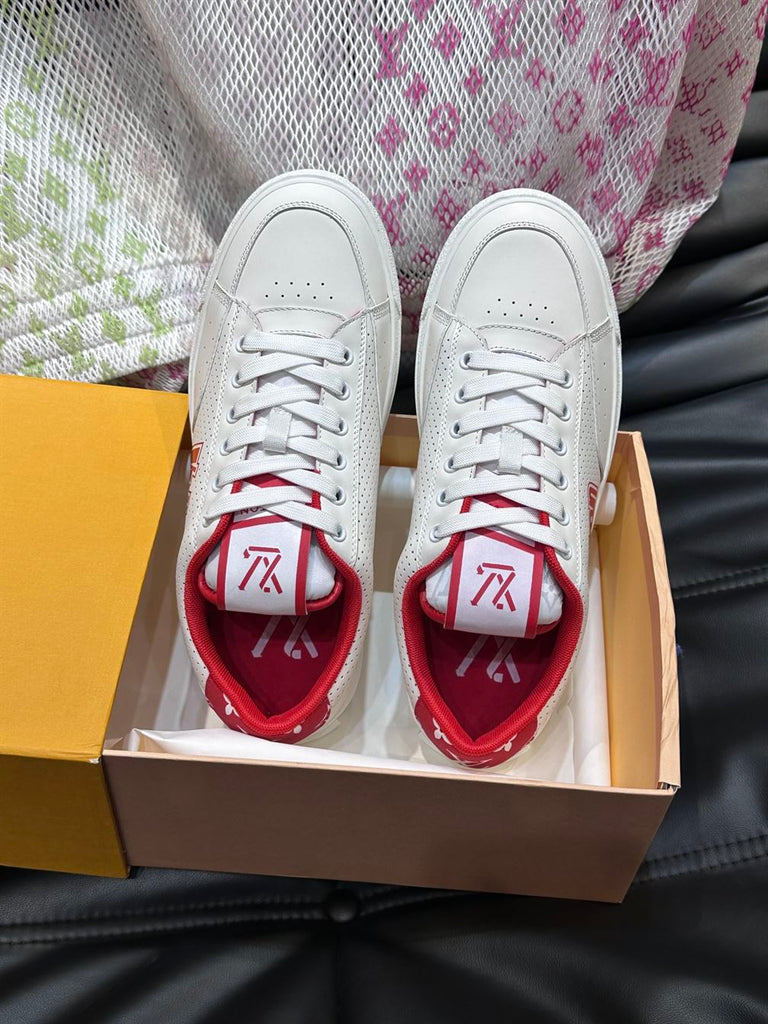 LOUIS VUITTON CHARLIE SNEAKER - L009