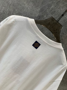 LOUIS VUITTON EMBROIDERED SHORT-SLEEVED T-SHIRT - V004