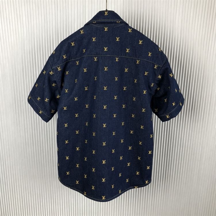 LOUIS VUITTON EMBROIDERED SIGNATURE SHORT-SLEEVED DENIM SHIRT - V048