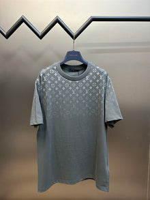 LOUIS VUITTON GRADIENT COTTON T-SHIRT - V070