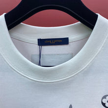 LOUIS VUITTON GRADIENT MONOGRAM T-SHIRT - V061