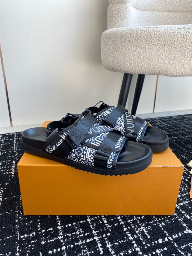 LOUIS VUITTON HONOLULU MULE SANDAL - S031