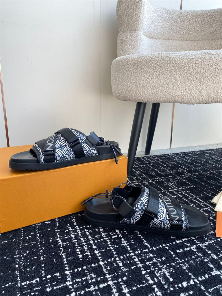 LOUIS VUITTON HONOLULU MULE SANDAL - S031