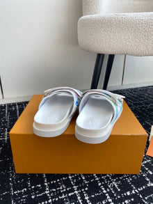 LOUIS VUITTON HONOLULU MULE SANDAL - S033