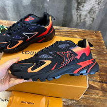 LOUIS VUITTON LV RUNNER TATIC SNEAKER - L099