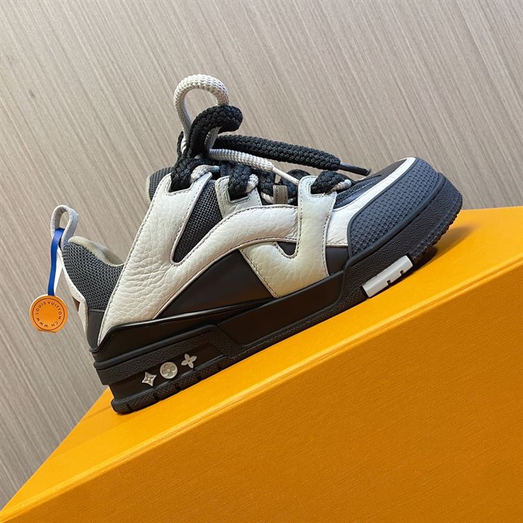 LOUIS VUITTON LV SKATE SNEAKER - L002