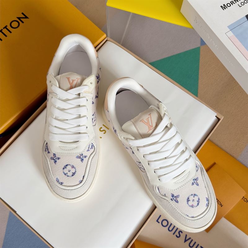 LOUIS VUITTON LV STADIUM SNEAKER - L104