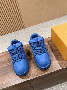 LOUIS VUITTON LV TRAINER MAXI SNEAKER BLUE - L029