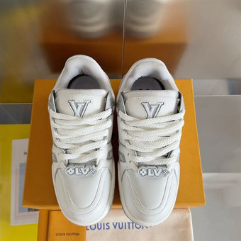 LOUIS VUITTON LV TRAINER MAXI SNEAKER GRAY - L022