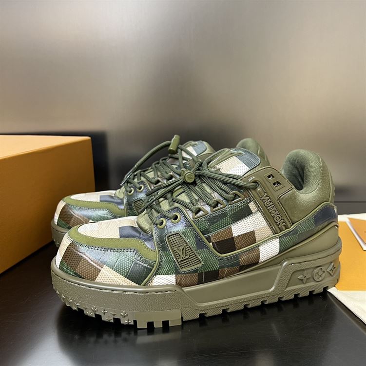 LOUIS VUITTON LV TRAINER MAXI SNEAKER - L043