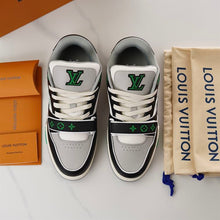 LOUIS VUITTON LV TRAINER SNEAKER GREEN - L058