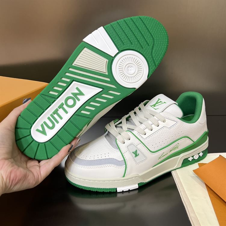 LOUIS VUITTON LV TRAINER SNEAKER GREEN - L062