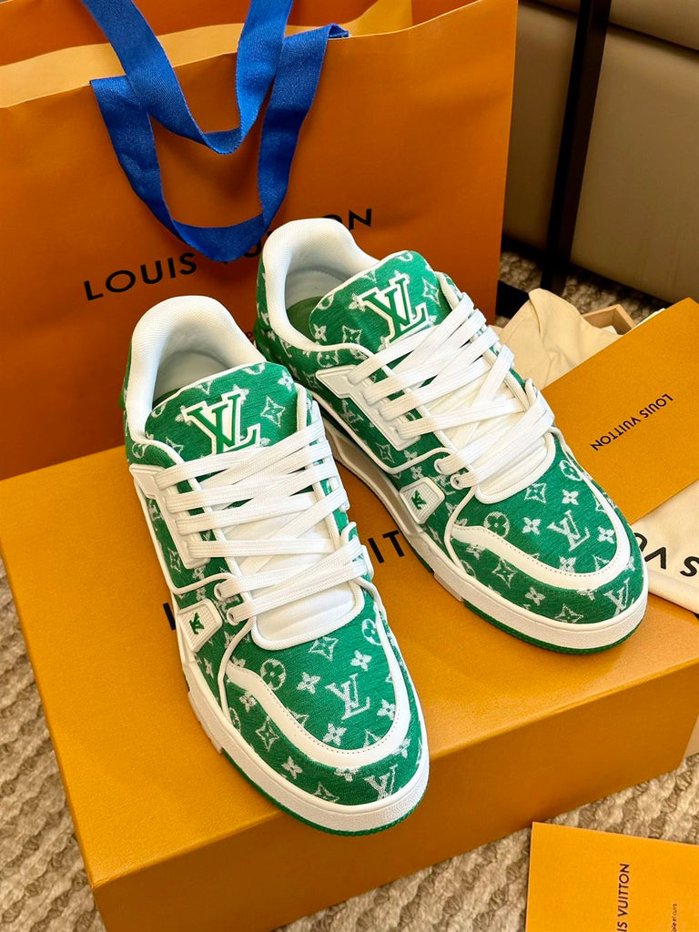 LOUIS VUITTON LV TRAINER SNEAKER GREEN - L135