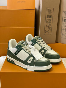 LOUIS VUITTON LV TRAINER SNEAKER KHAKI - L050