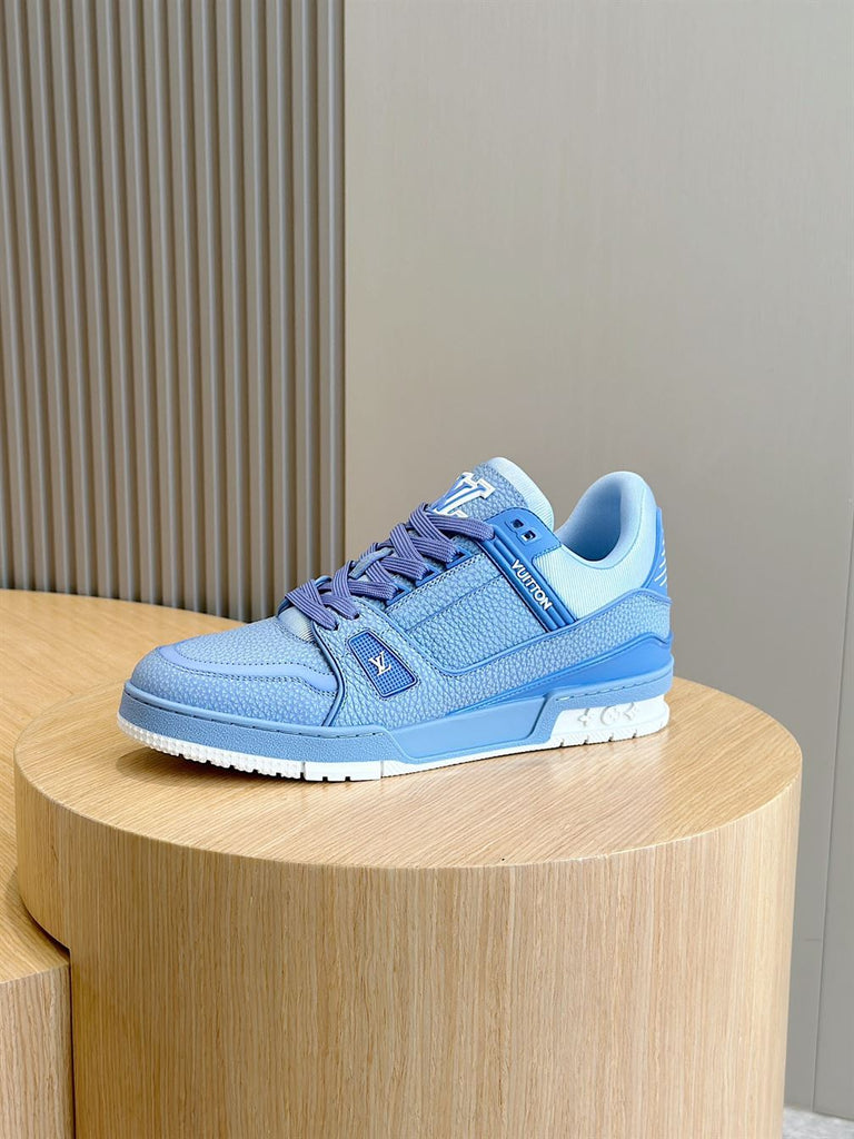 LOUIS VUITTON LV TRAINER SNEAKER - L006