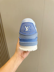 LOUIS VUITTON LV TRAINER SNEAKER - L006