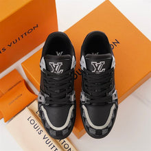 LOUIS VUITTON LV TRAINER SNEAKER - L014